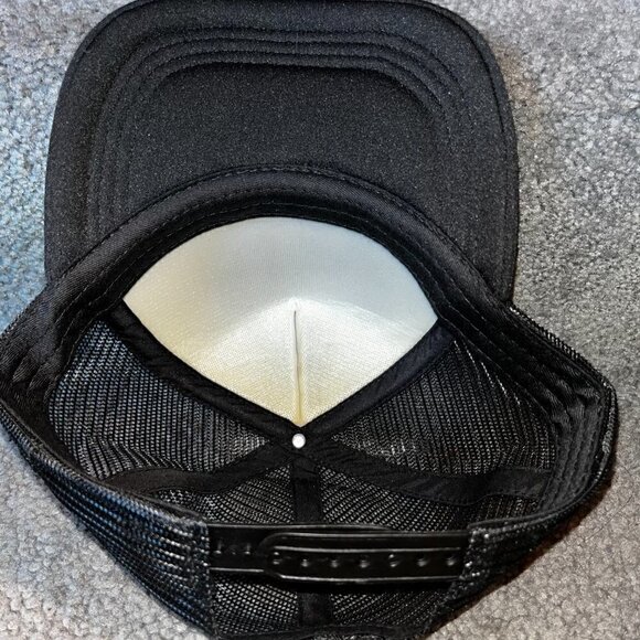 RARE Jujutsu Kaisen X Kura Sushi Limited Edition Promo Snapback Trucker Cap Hat - Picture 5 of 7